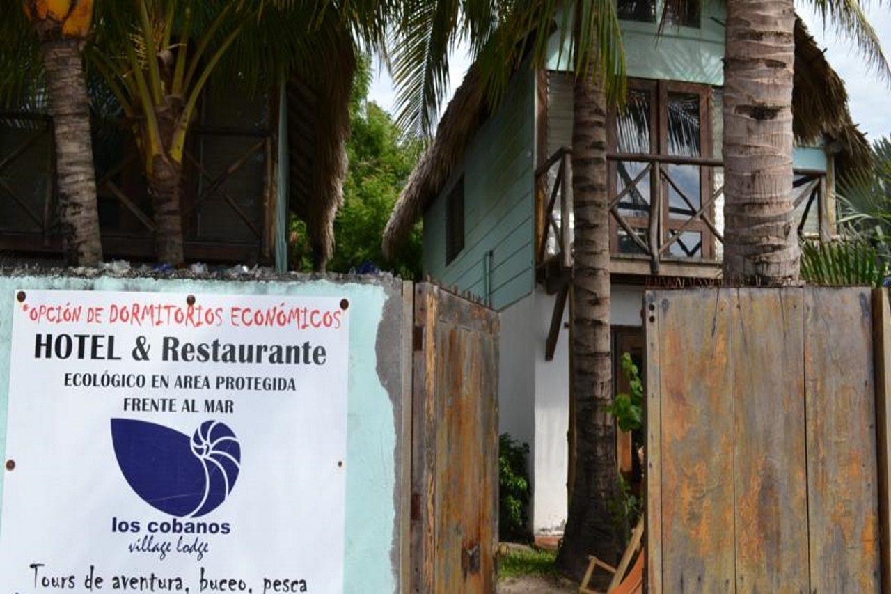 Hotel Los Cobanos Village Lodge 外观 照片