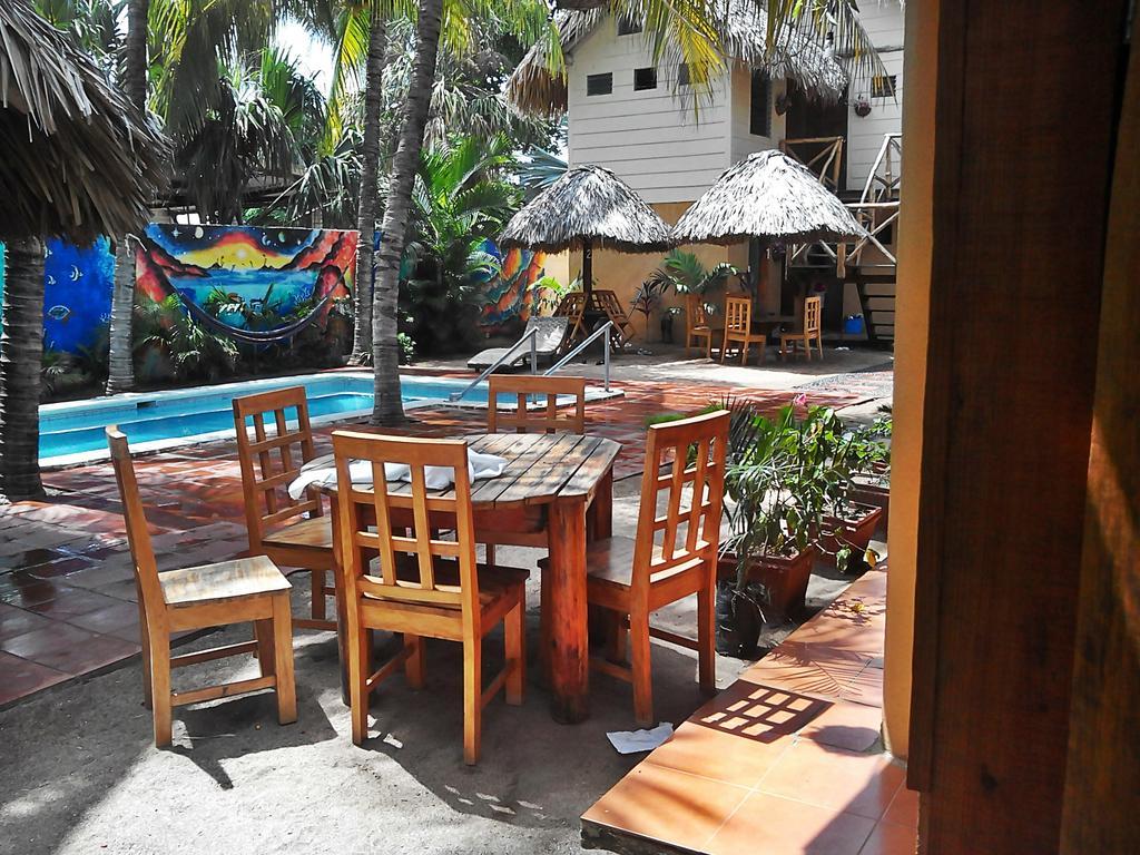Hotel Los Cobanos Village Lodge 外观 照片