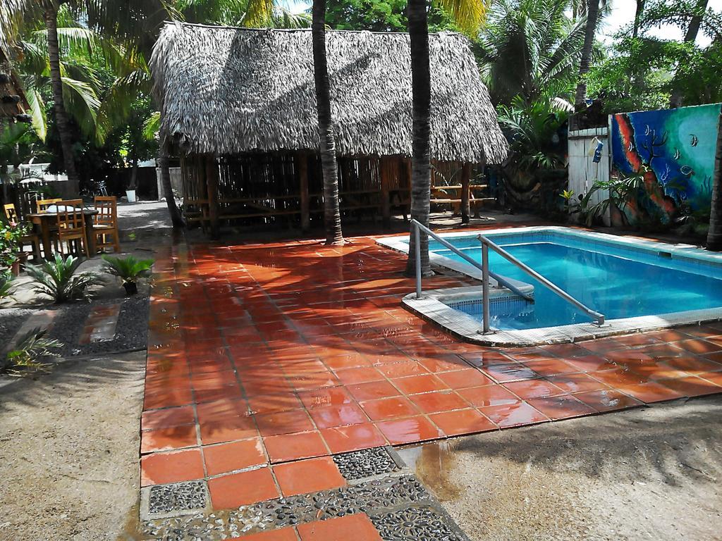 Hotel Los Cobanos Village Lodge 外观 照片