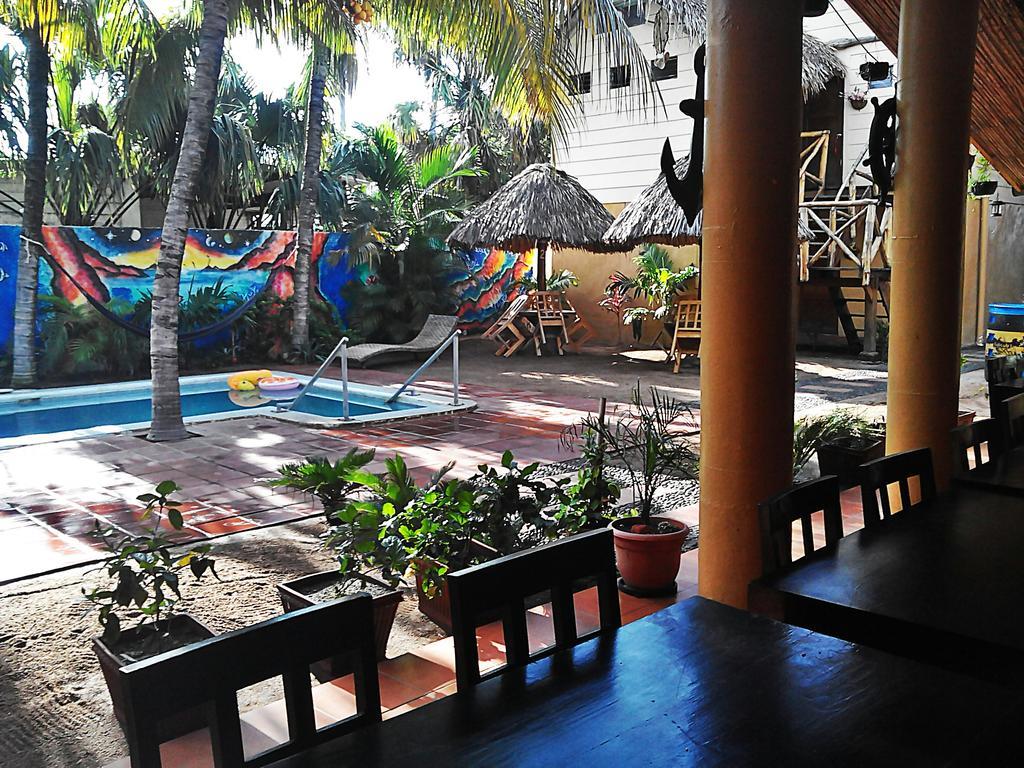 Hotel Los Cobanos Village Lodge 外观 照片